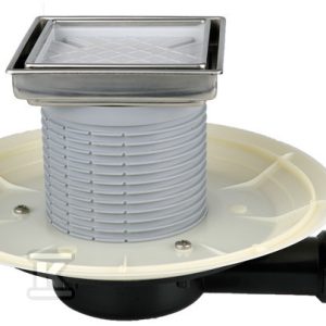 Wpust balkonowo-tarasowy DN40/50 poziomy niski z suchą klapką antyzapachową i nasadą z ramką do wypłytkowania 132x132mm/ 112×112 x12mm HL90.2-3020