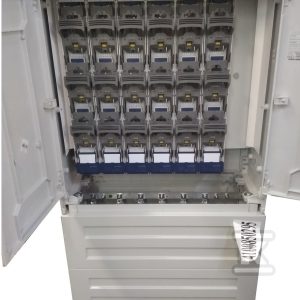 Rozdzielnica szafowa naziemna KRSN-1/6R-NH2/F, do zabudowy wolnostojącej lub przyściennej, 6 zabezpieczeń liniowych R1C51-0003-004