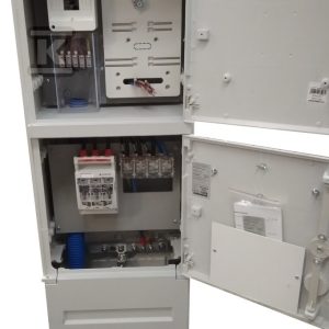 Szafka pomiarowa, złącze kablowe-pomiarowe dla przyłączenia 1 instalacji, zasilane poprzez wcięcie lub pojedynczą linię kablową P1-RS/LZR/F R1D51-0001-002