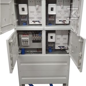 Szafka pomiarowa, złącze kablowe-pomiarowe dla przyłączenia 3 instalacji, zasilanie przez wcięcie lub pojedynczą linię kablową P3-RS/LZR/F R1D51-0003-002