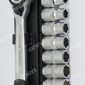 Zestaw – klucz nasadowy (grzechotka) + zestaw 12 nasadek 10-22mm IRONSIDE 502116851